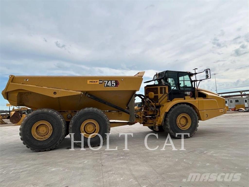 CAT 745 Knik dumptrucks