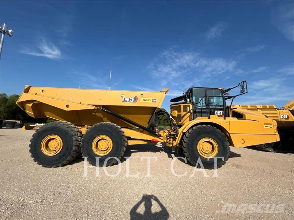 CAT 745 Knik dumptrucks