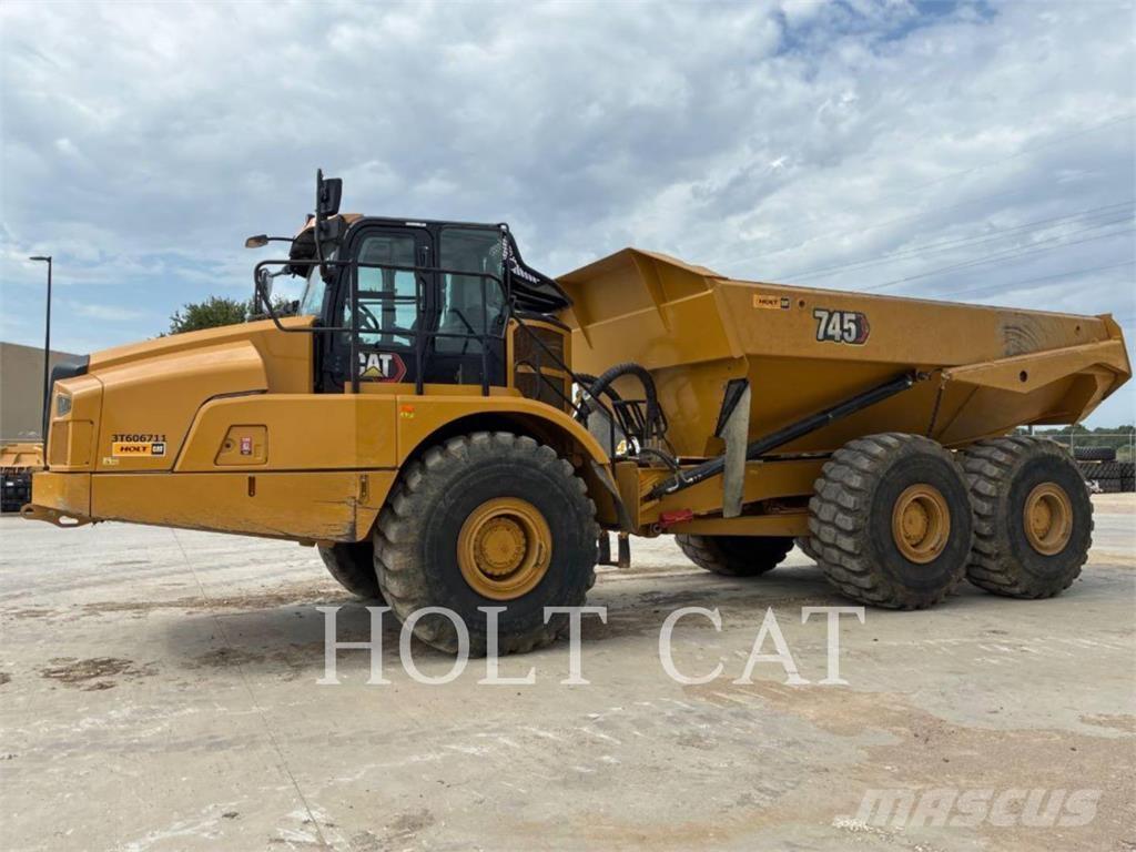 CAT 745 Knik dumptrucks
