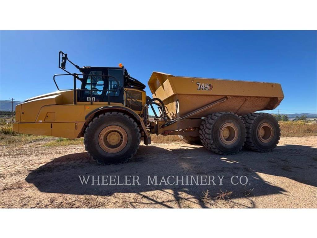 CAT 745 Knik dumptrucks