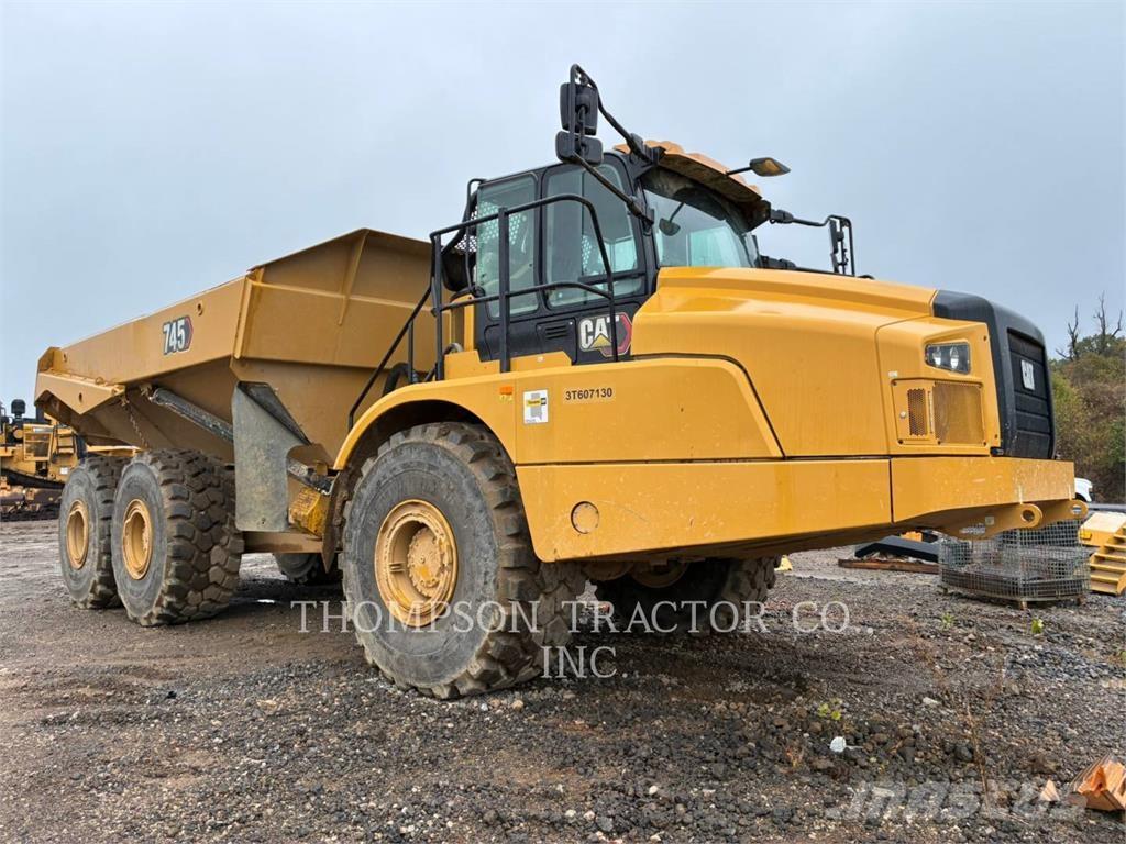 CAT 745 Knik dumptrucks