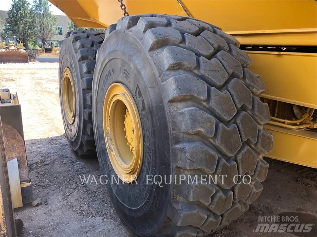 CAT 745 Knik dumptrucks