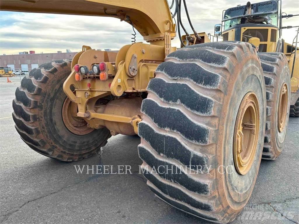 CAT 745 W/PAN Knik dumptrucks