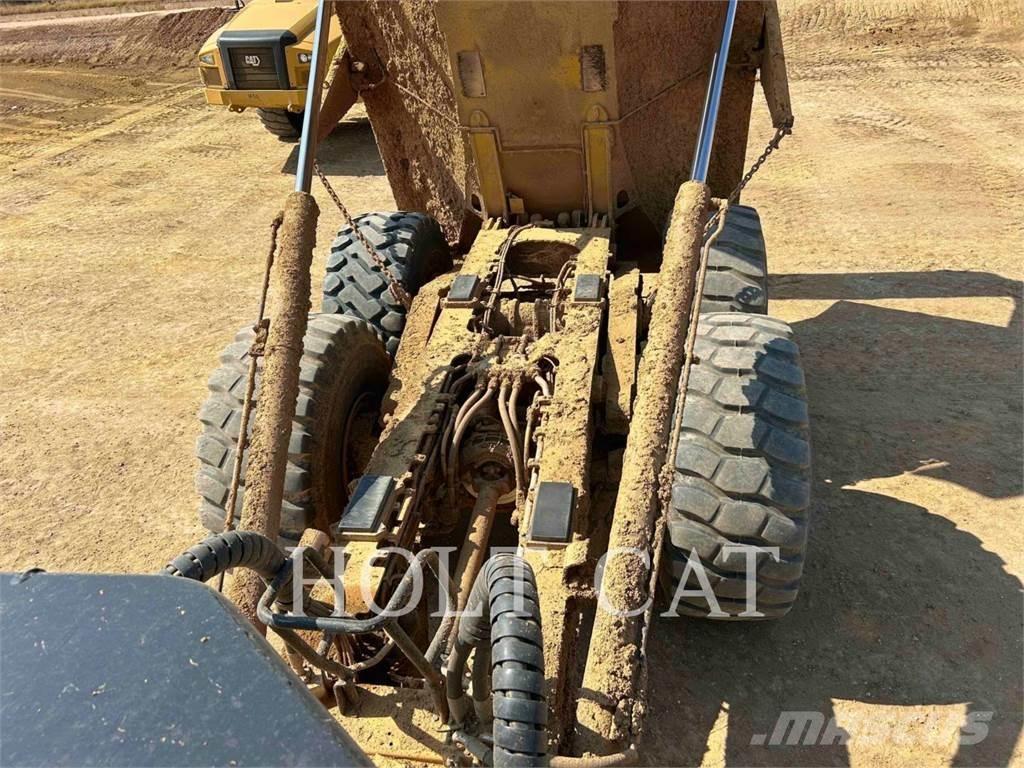 CAT 74504 Knik dumptrucks