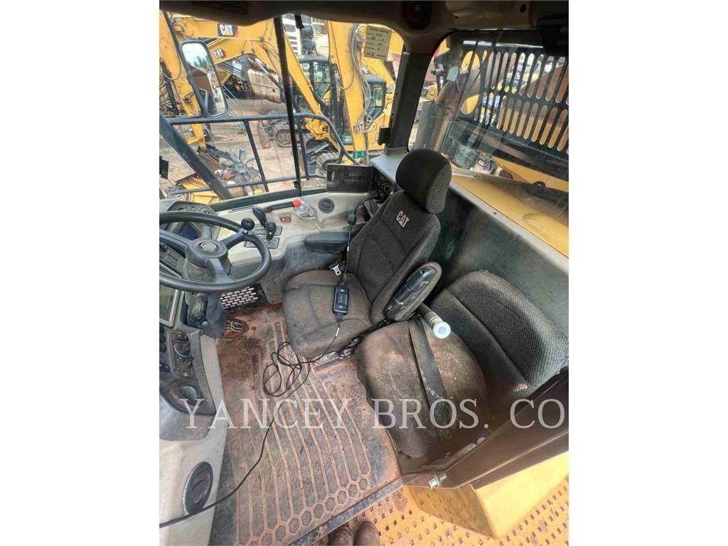 CAT 745C Knik dumptrucks