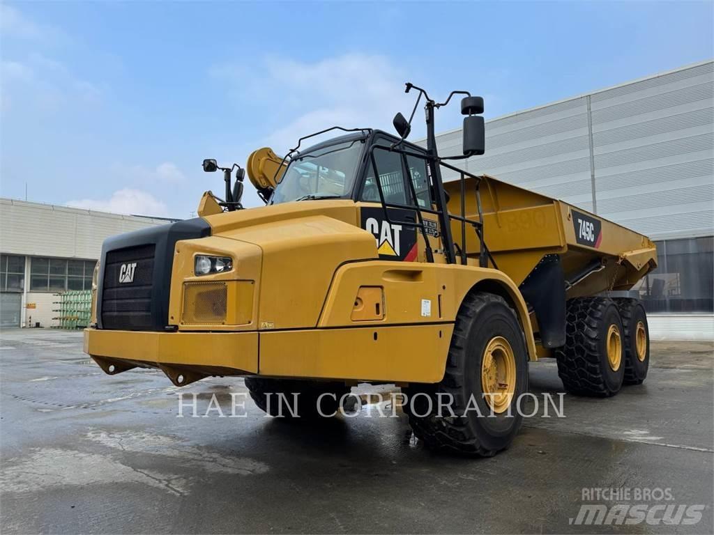 CAT 745C Knik dumptrucks