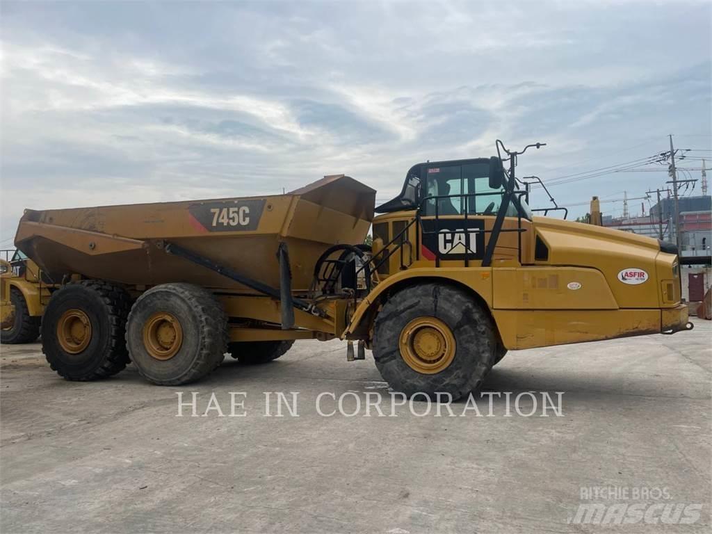 CAT 745C Knik dumptrucks