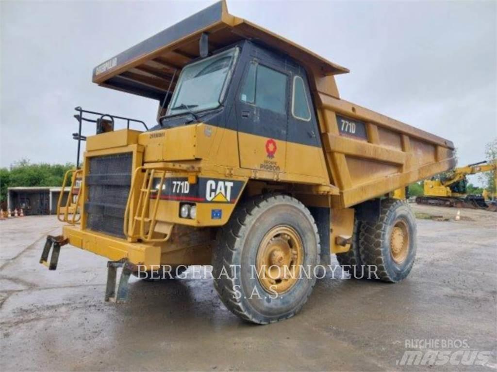 CAT 771D Knik dumptrucks