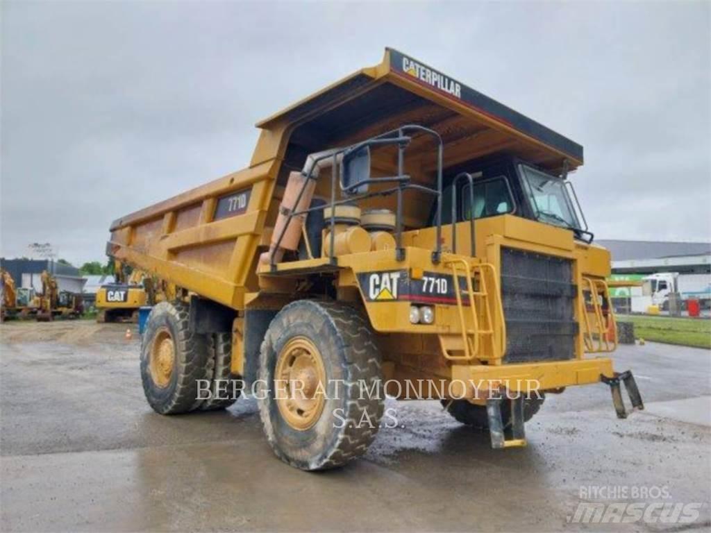 CAT 771D Knik dumptrucks
