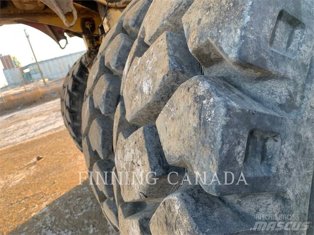 CAT 772 Knik dumptrucks