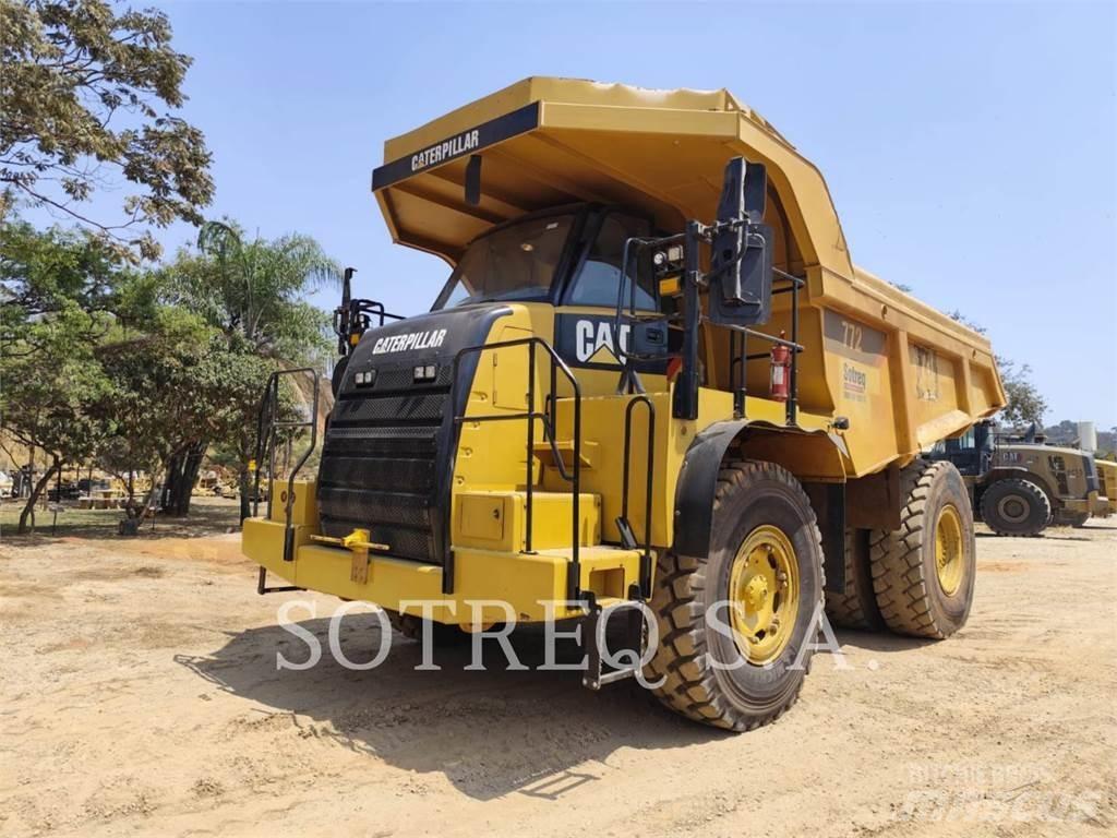 CAT 772 Knik dumptrucks