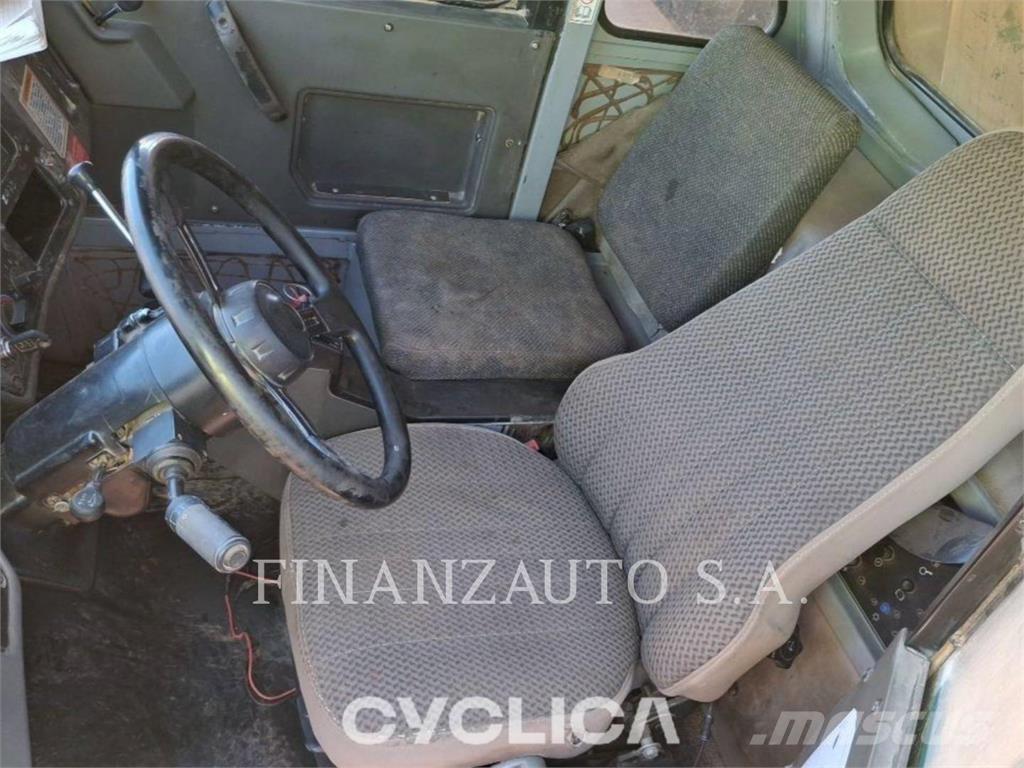 CAT 773E Knik dumptrucks