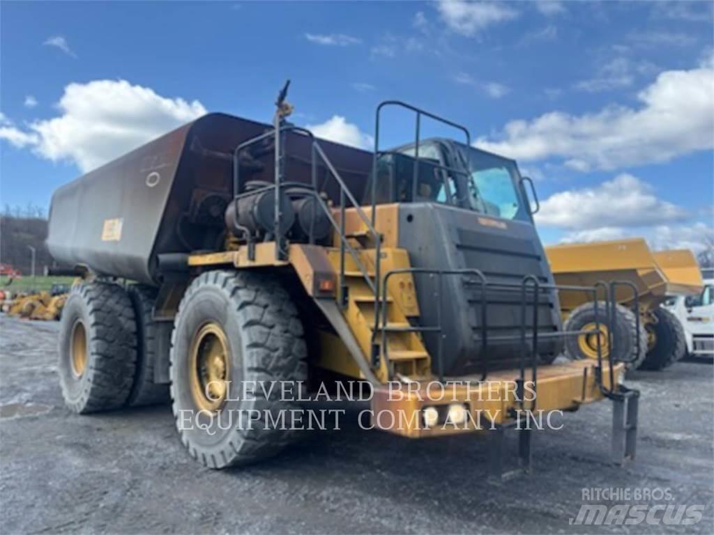 CAT 775F Water tankwagens