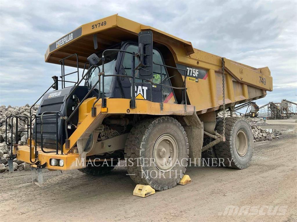 CAT 775F Knik dumptrucks