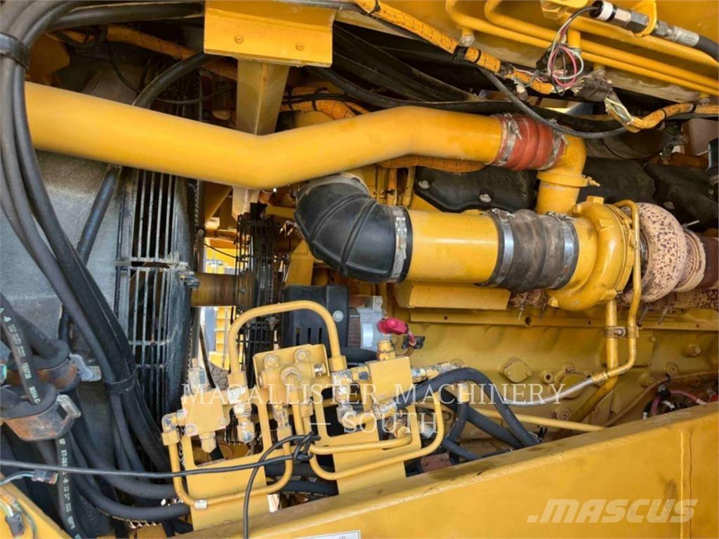 CAT 775F Knik dumptrucks