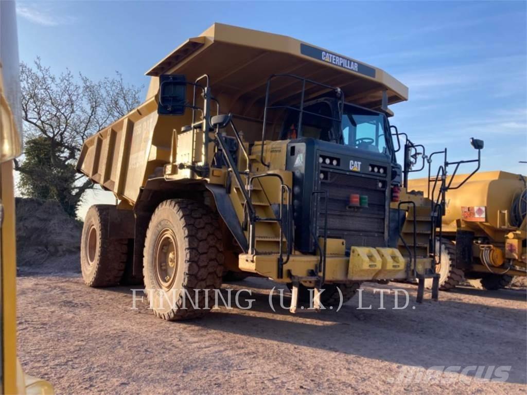 CAT 775G Knik dumptrucks