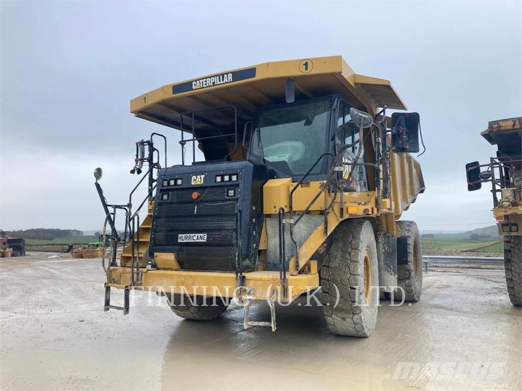 CAT 775G Knik dumptrucks