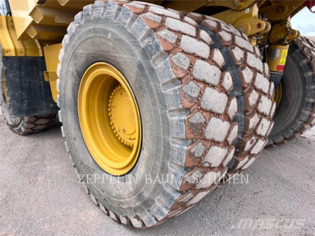 CAT 775G Knik dumptrucks