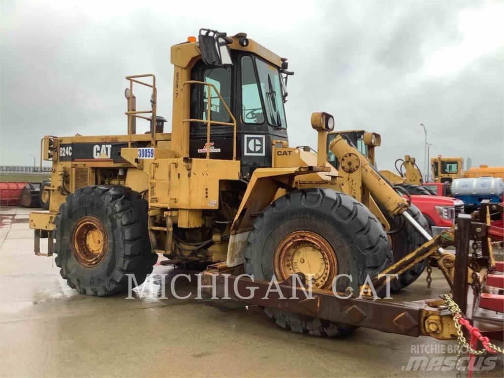 CAT 824C Wielladers