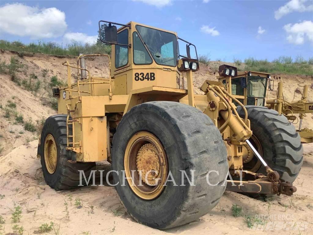 CAT 834B Wielladers