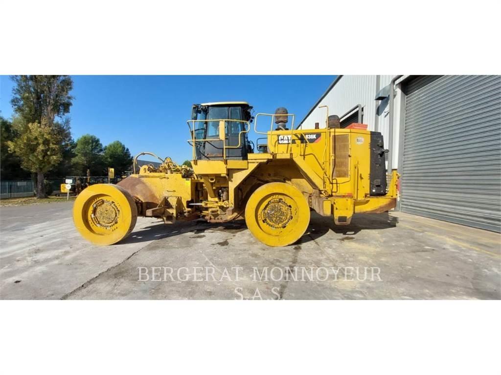 CAT 836K Wieldozers