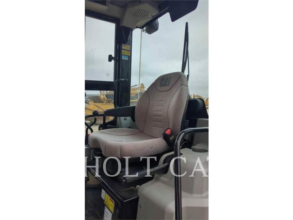 CAT 903C Wielladers