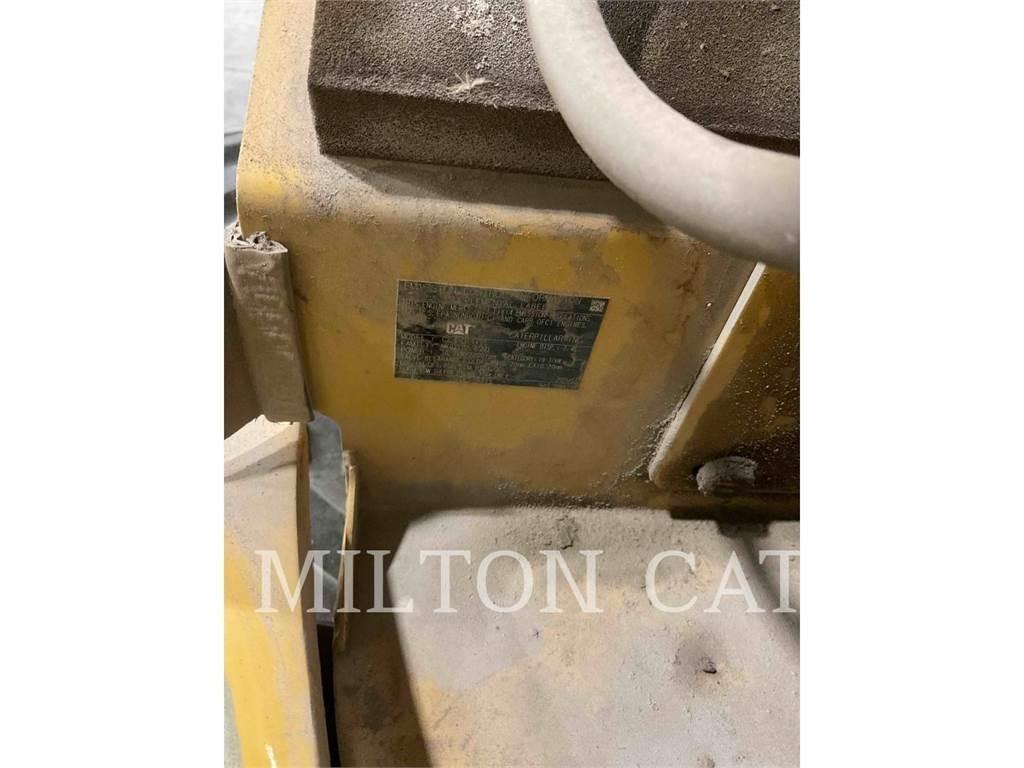 CAT 903D Wielladers