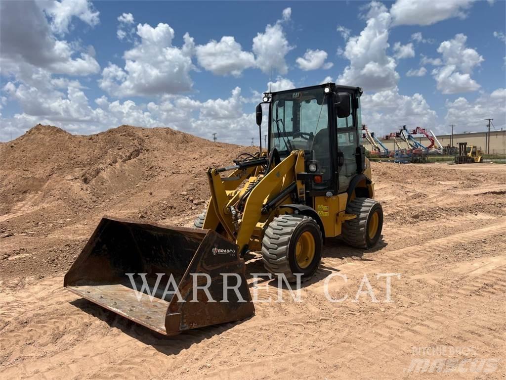 CAT 903D Wielladers