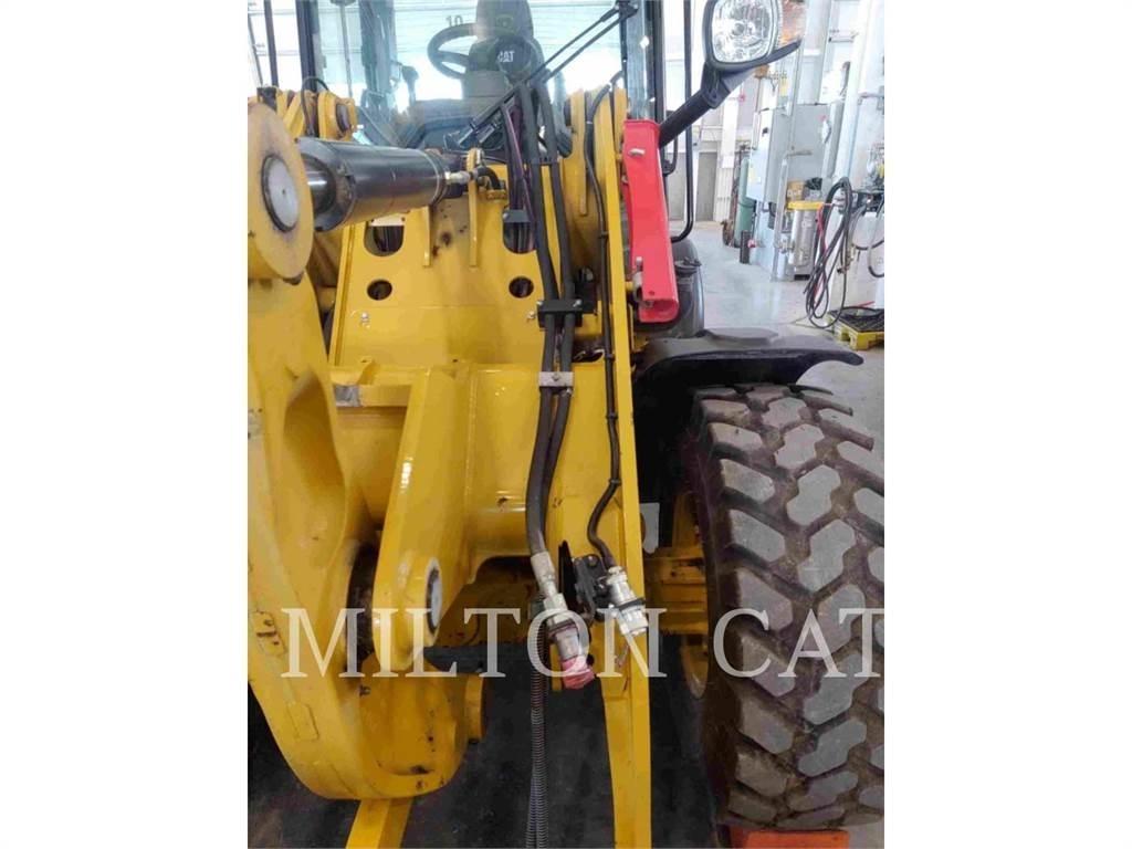 CAT 906 Wielladers