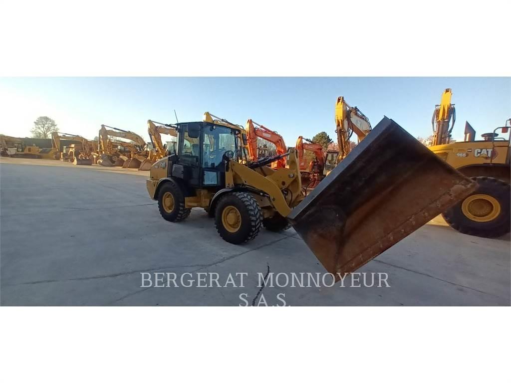 CAT 906 Wielladers