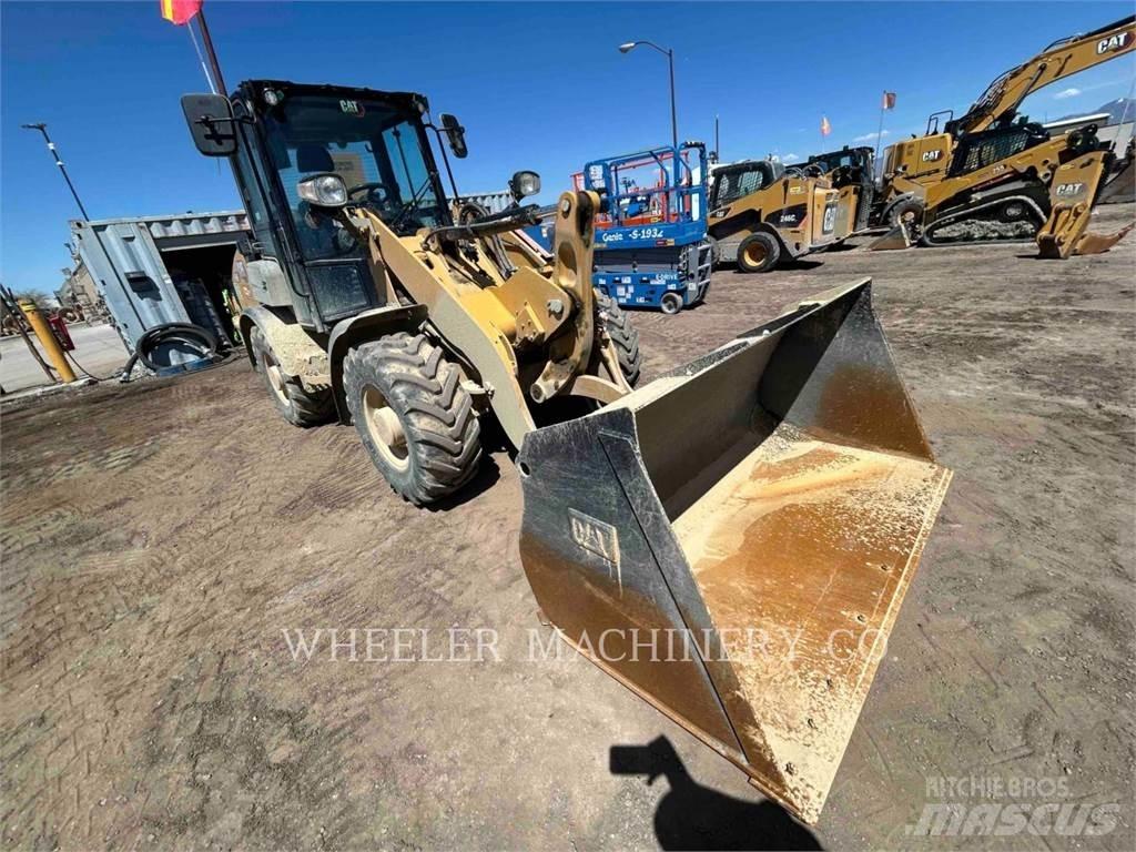 CAT 906 Wielladers