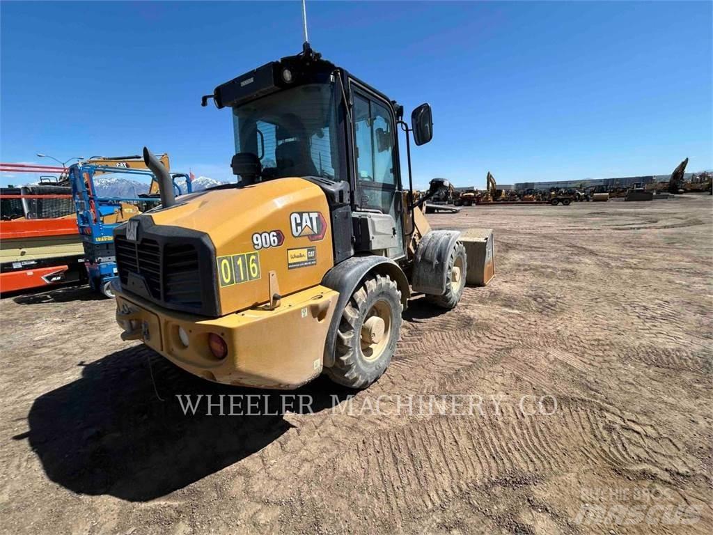 CAT 906 Wielladers