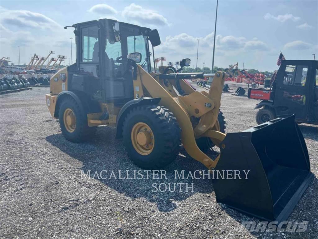 CAT 906 Wielladers