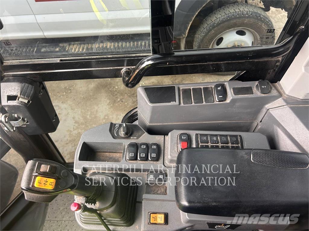 CAT 906-14 Wielladers