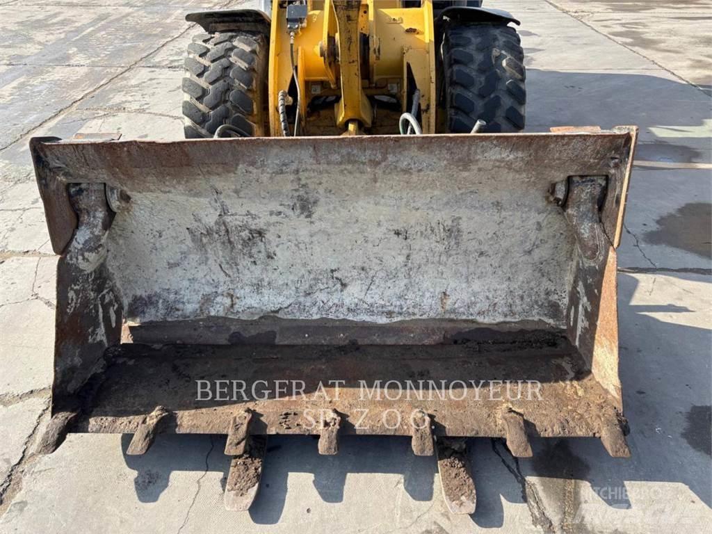 CAT 906H2 Wielladers