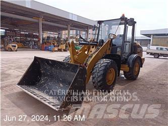 CAT 906K Wielladers