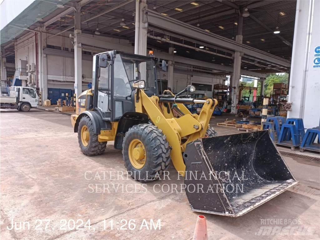 CAT 906K Wielladers