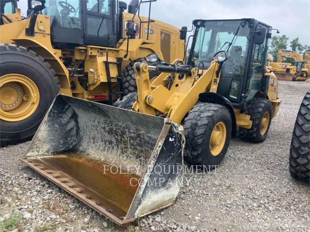 CAT 906M Wielladers