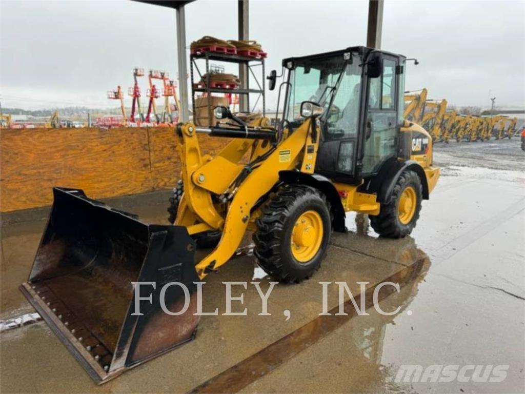 CAT 906M Wielladers