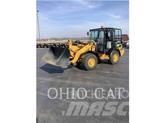 CAT 906M Miniladers
