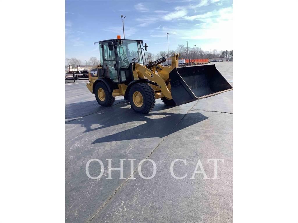 CAT 906M Miniladers