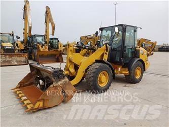 CAT 906M Wielladers