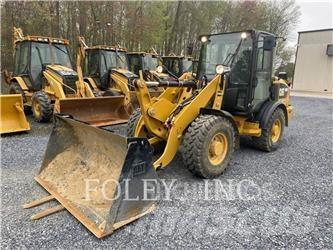 CAT 906M Wielladers