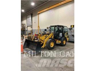 CAT 906M Wielladers