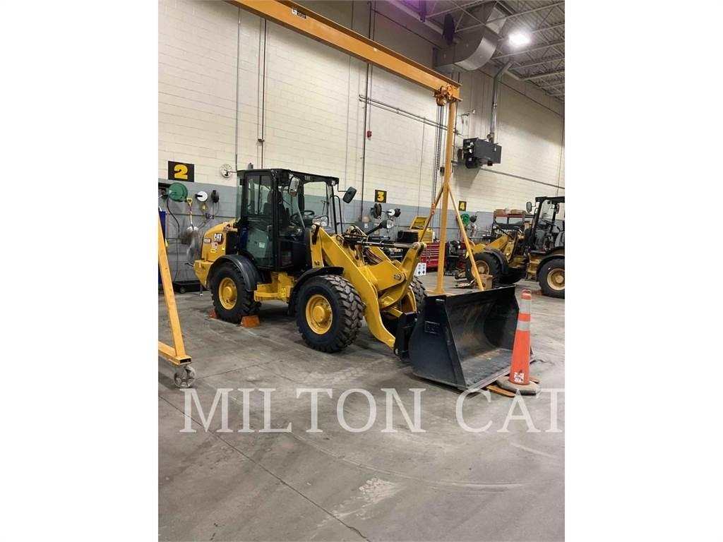 CAT 906M Wielladers