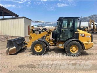 CAT 906M Wielladers