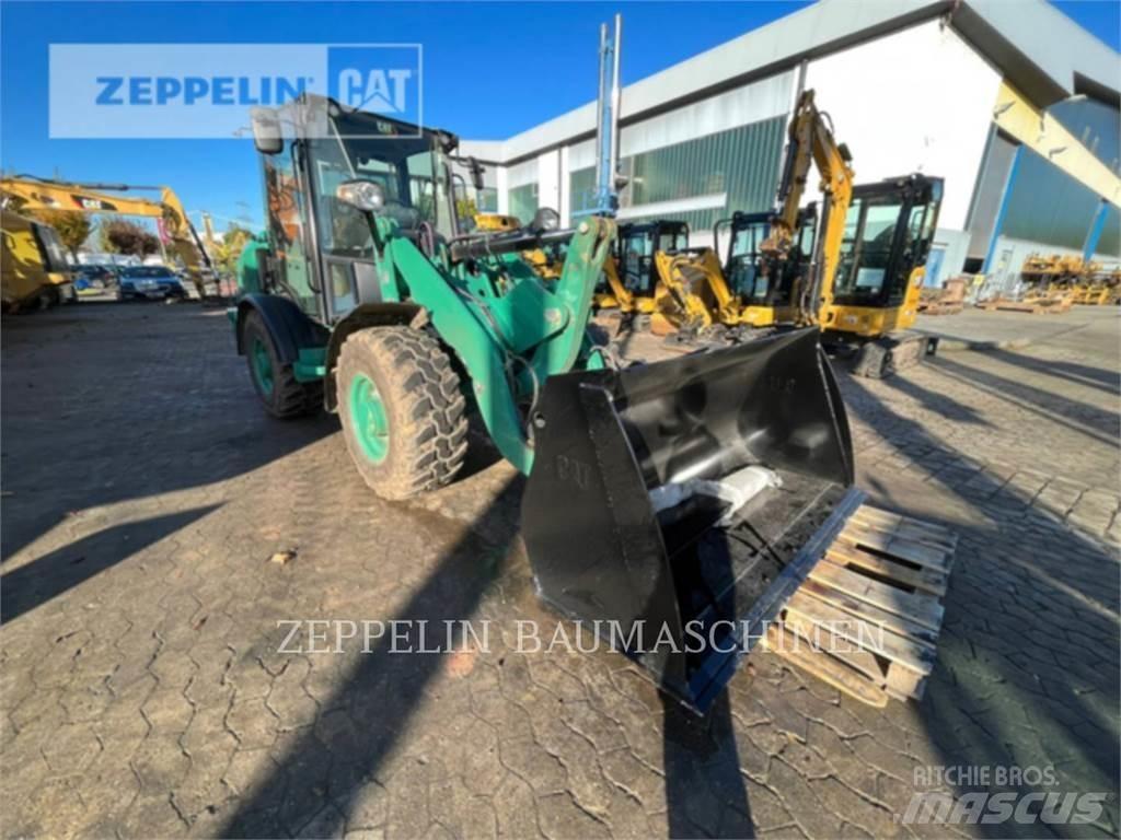 CAT 906M Wielladers