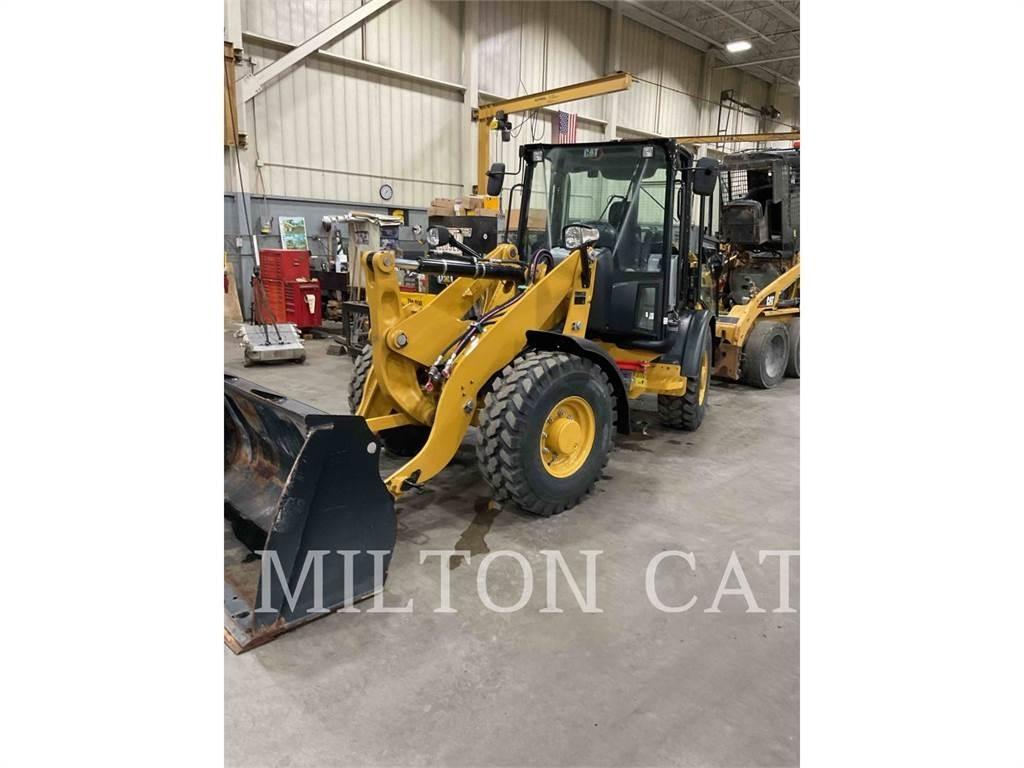 CAT 906M Wielladers