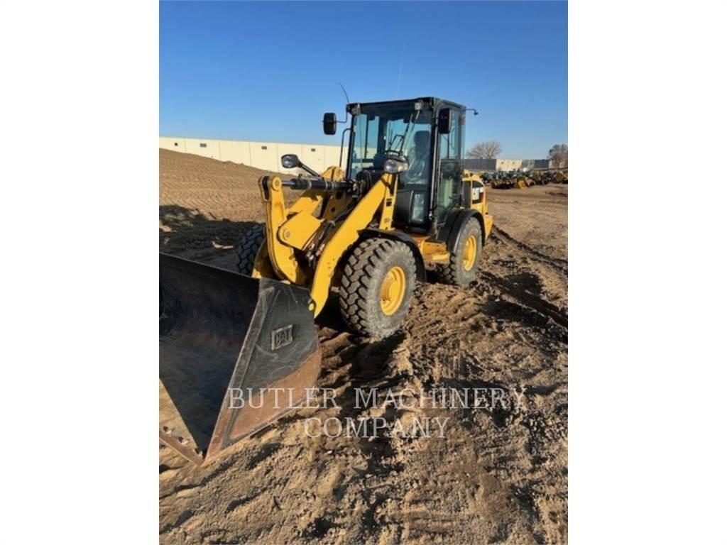 CAT 906M Wielladers