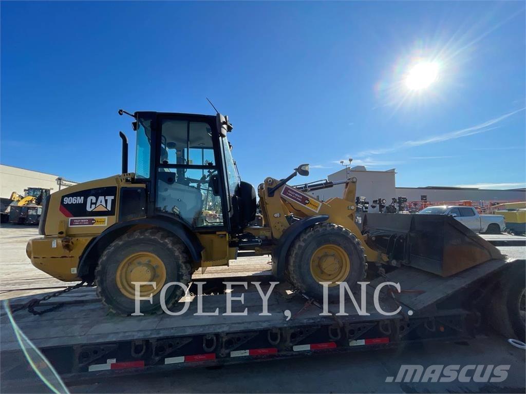 CAT 906M Wielladers